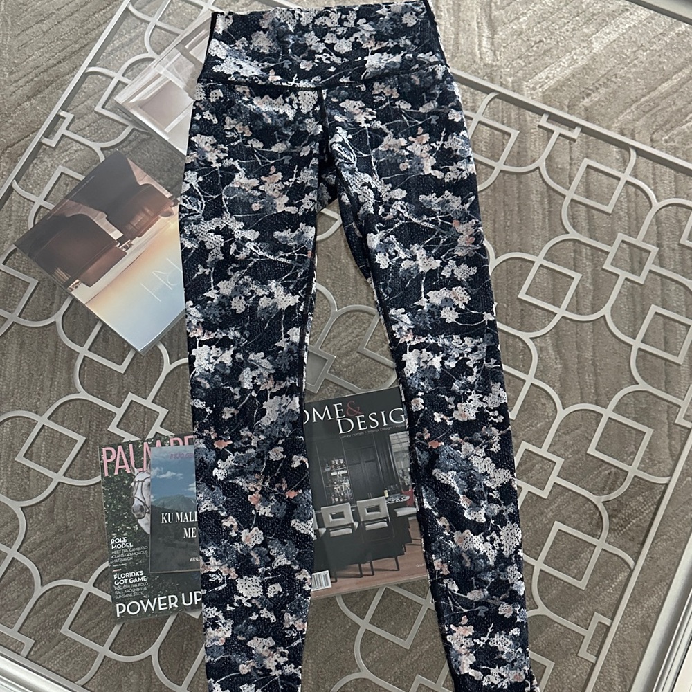 Lululemon Floral Print High-Rise  Leggings - Black/White/Pink
